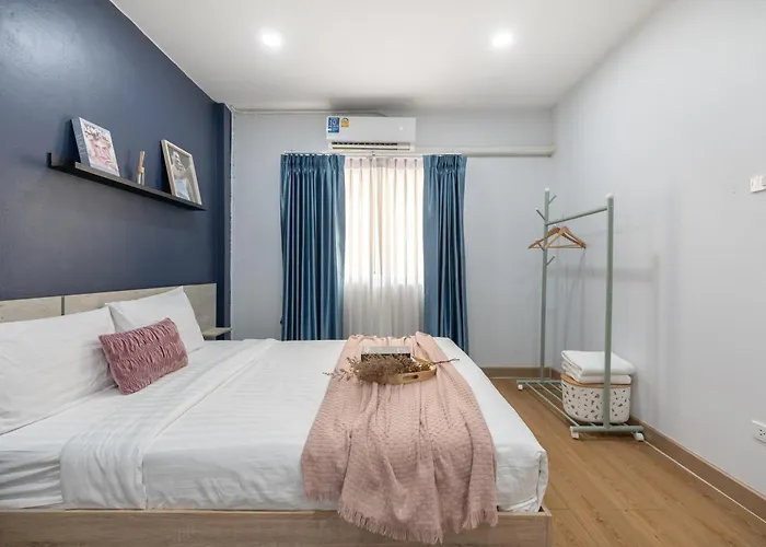 Spacious Haven Chatuchak Market 5br 10 Sleeps Rb1 Holiday home