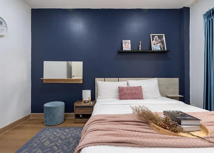 Spacious Haven Chatuchak Market 5br 10 Sleeps Rb1