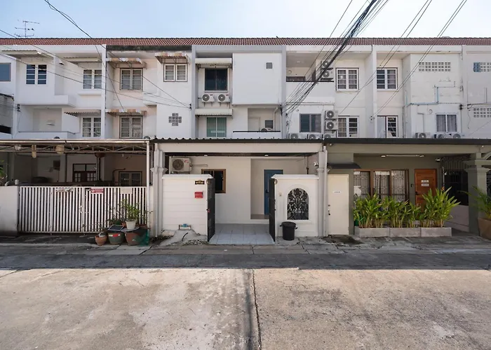 Spacious Haven Chatuchak Market 5br 10 Sleeps Rb1 *