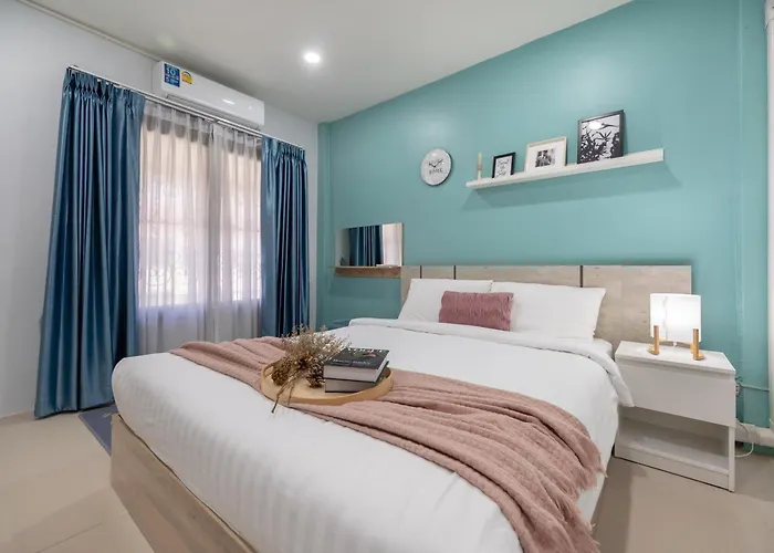 Spacious Haven Chatuchak Market 5br 10 Sleeps Rb1 Holiday home