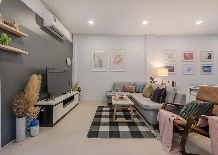 Spacious Haven Chatuchak Market 5br 10 Sleeps Rb1 * Bangkok