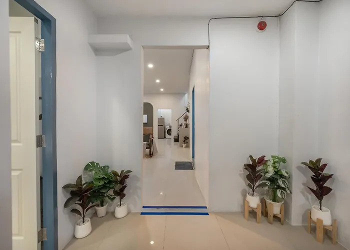 Spacious Haven Chatuchak Market 5br 10 Sleeps Rb1 Bangkok
