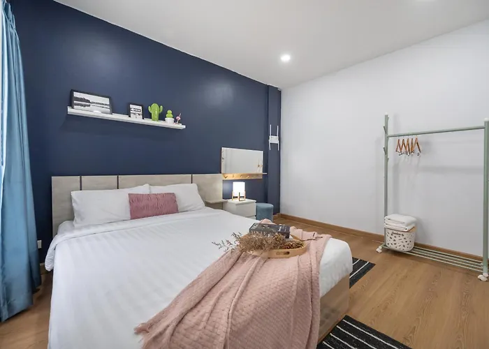 Holiday home Spacious Haven Chatuchak Market 5br 10 Sleeps Rb1 *